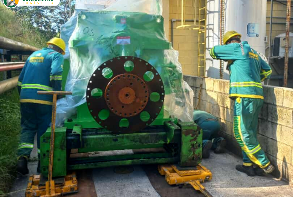 Guindastão realiza com sucesso remoção industrial de motor de 17 toneladas