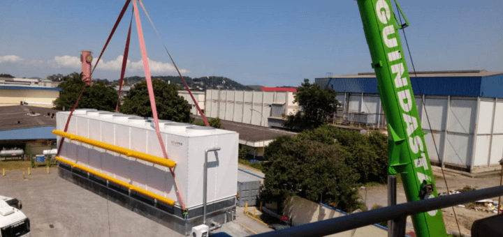 Proteção de Quinas Vivas: A Excelência da Guindastão Logística na Segurança da Movimentação de Cargas Pesadas